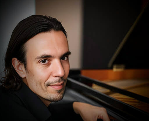 Zoltan Tamasi